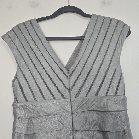 Adrianna Papell Occasions Tiered Crinkle Gown Dress in silver Grey Evening Weddi - Picture 9 of 13